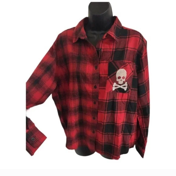 Red black plaid look rhinestone skull pocket button down shirt size large new - Picture 1 of 10
